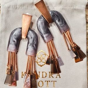 Kendra Scott Conner statement earrings